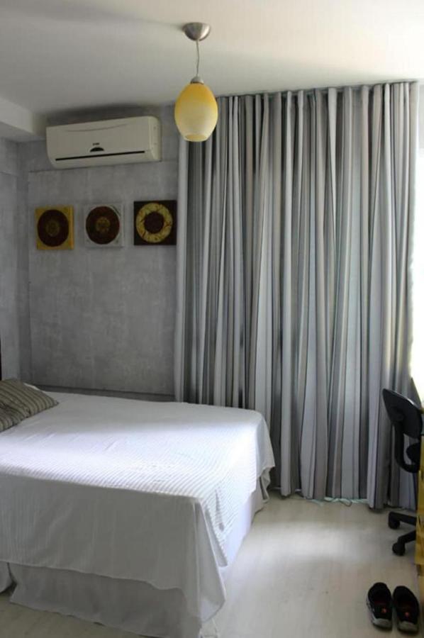 Apartamento Flat Ed. Biarritz Setor Hoteleiro Norte 615 *