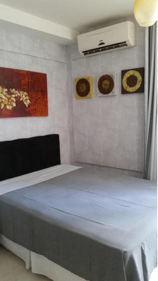 Apartamento Flat Ed. Biarritz Setor Hoteleiro Norte 615 *